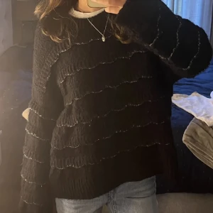Tröja - Supersnygg tröja från zara! 