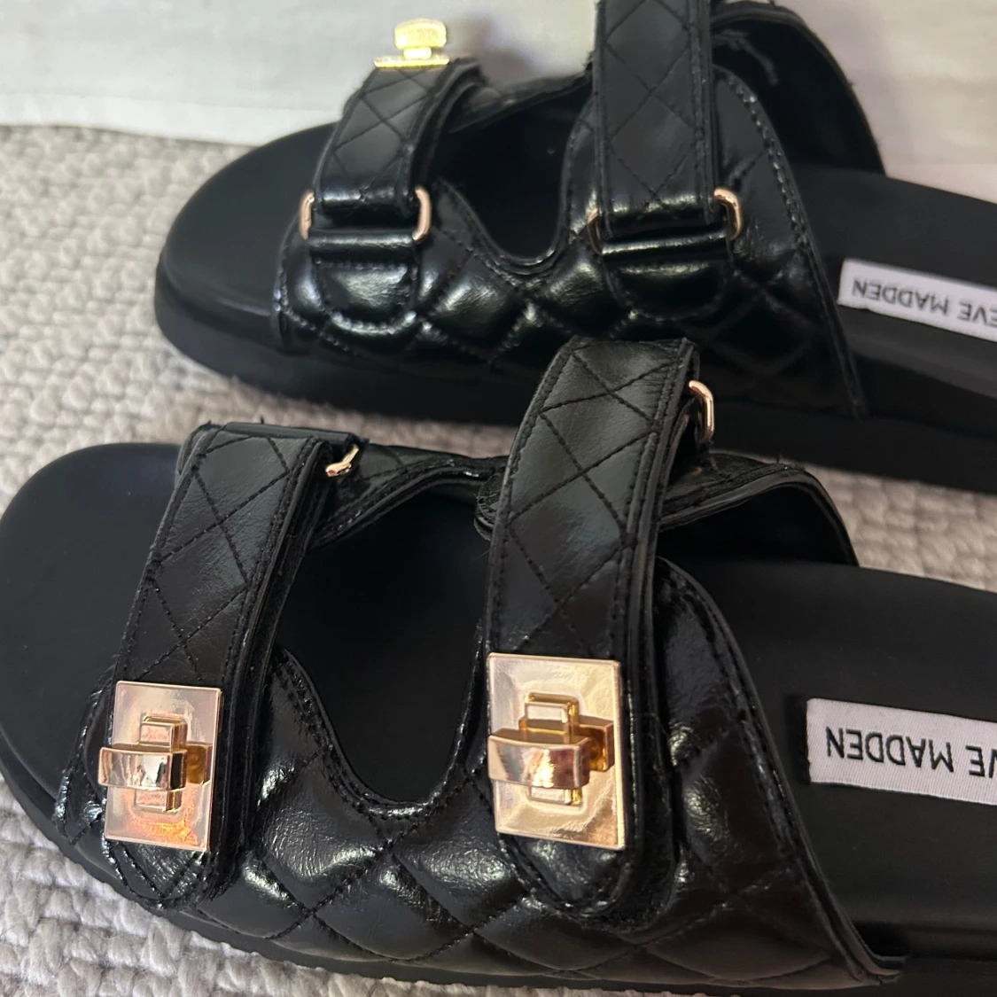 SteveMadden tofflor - 3