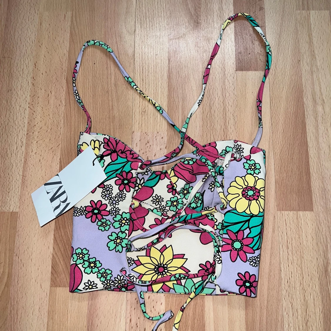 Blommig croppad korsettopp från ZARA - 1