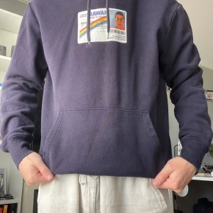 McLovin Hoodie - McLovin Hoodie - Storlek M - Modell 178cm