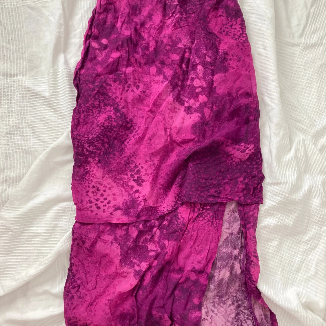 Långkjol i lila mönster - 1