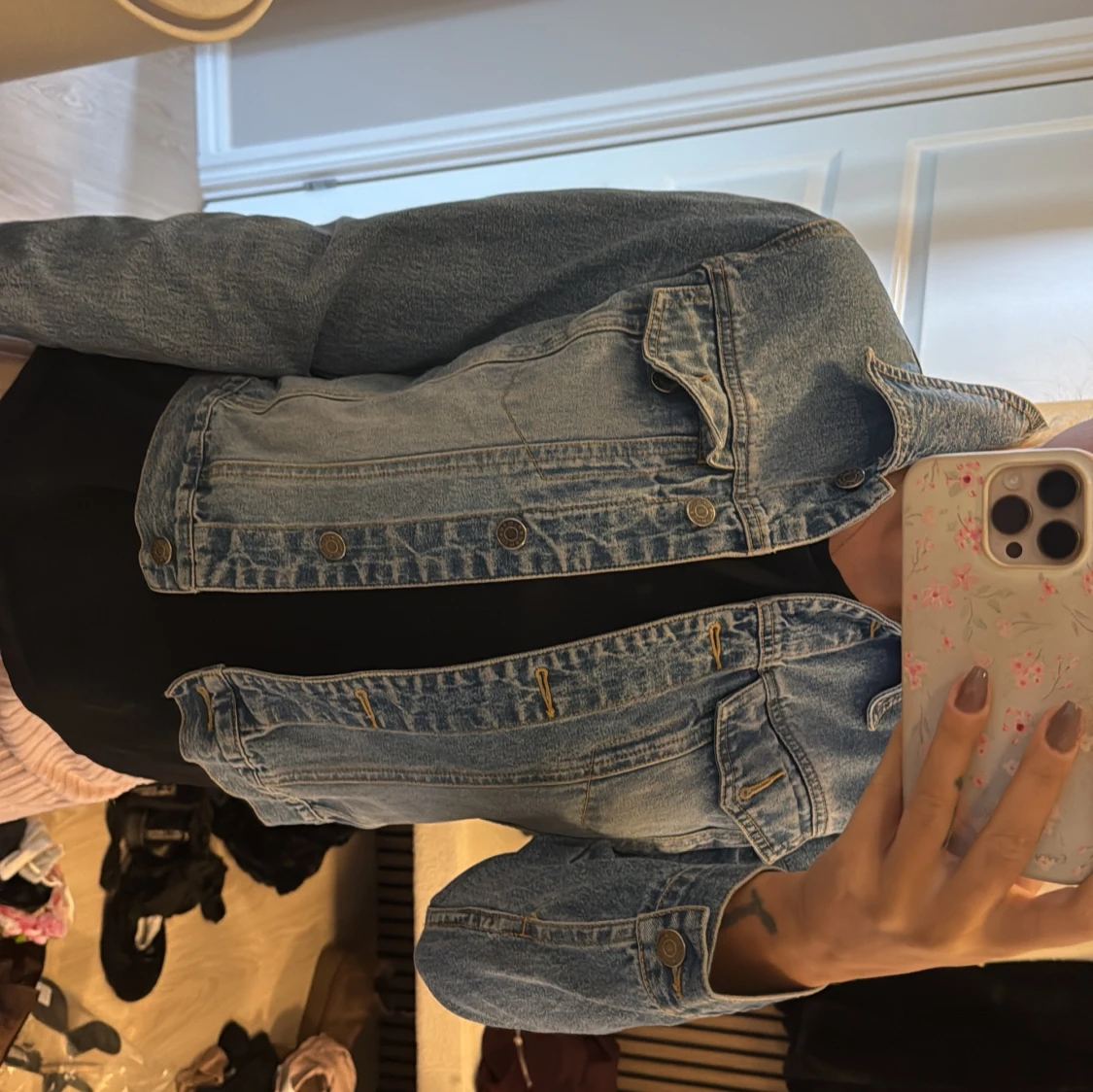 Blå jeansjacka från Basic - 1