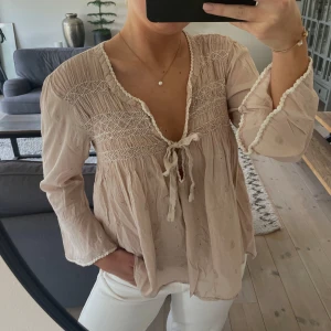 Blus från Odd Molly😍 - Superfin Odd Molly blus i jättebra skick!