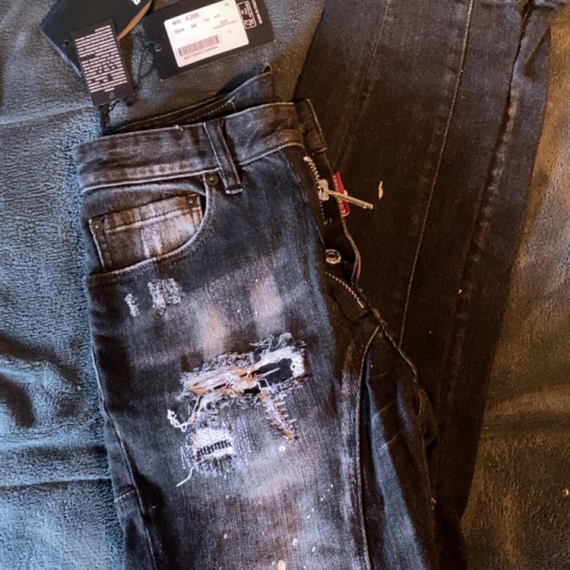 Dsqured jeans svarta  - 1