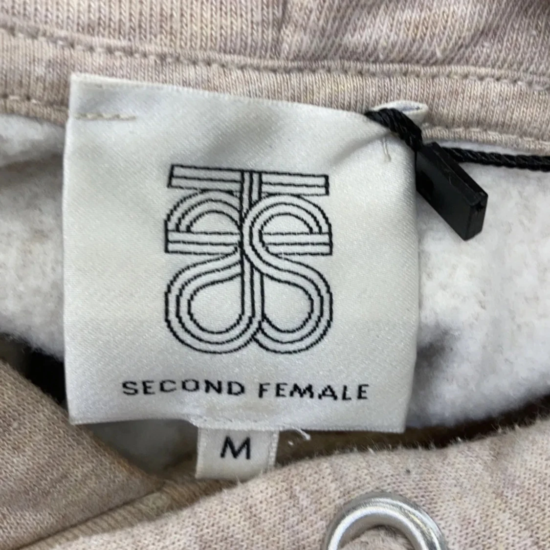 Second female hoodie - 2