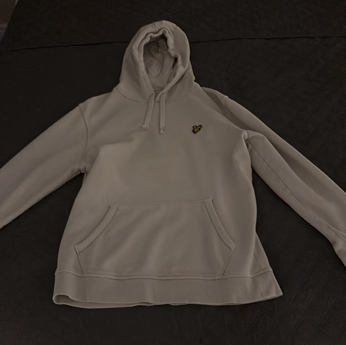 Grå hoodie från Lyle & Scott
