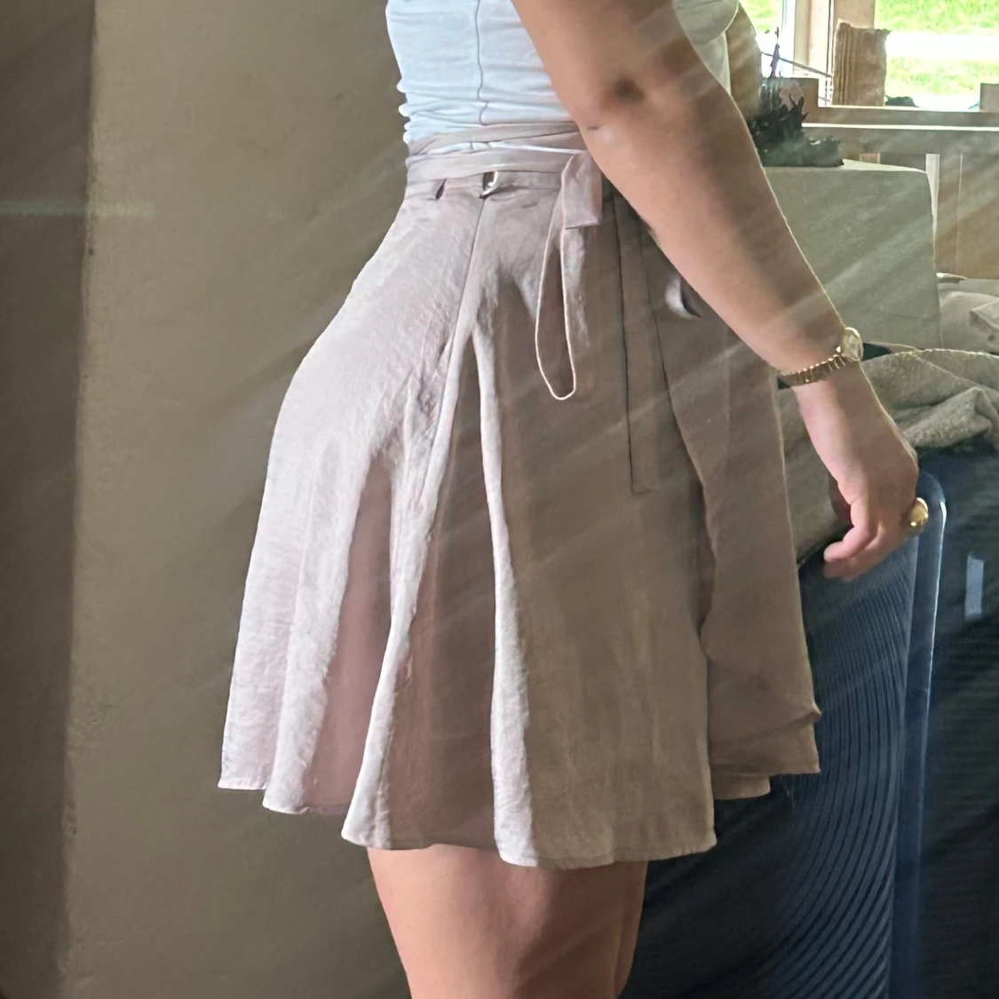 Beige omlottkjol från NLY Trend - 2