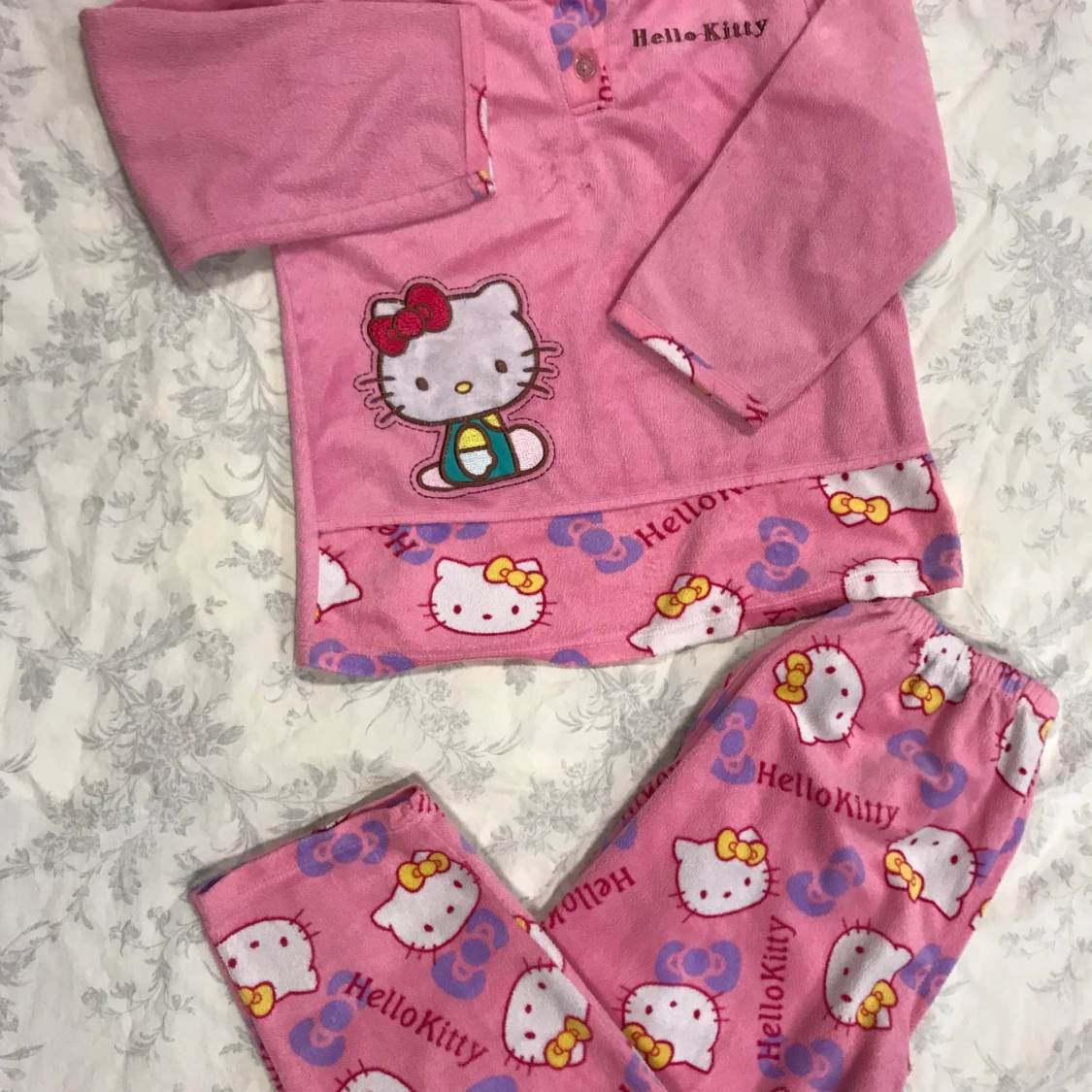 Hello Kitty Barn Sammet Pyjamas 