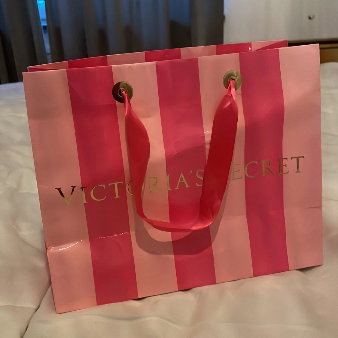 Svart glittrig bh från Victoria's Secret från Dubai, påsen ingår  - 3