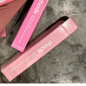 Rhode Peptide Lip Tint Ribbon - Rhode Peptide Lip Tint i färgen Ribbon, ny!