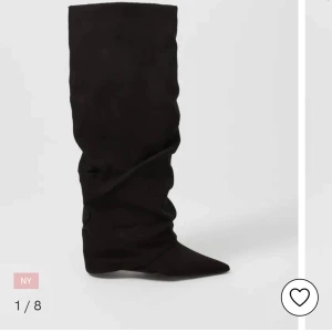Nelly boots  - Jättefina men aldrig kommit till användning, endast testade 💞