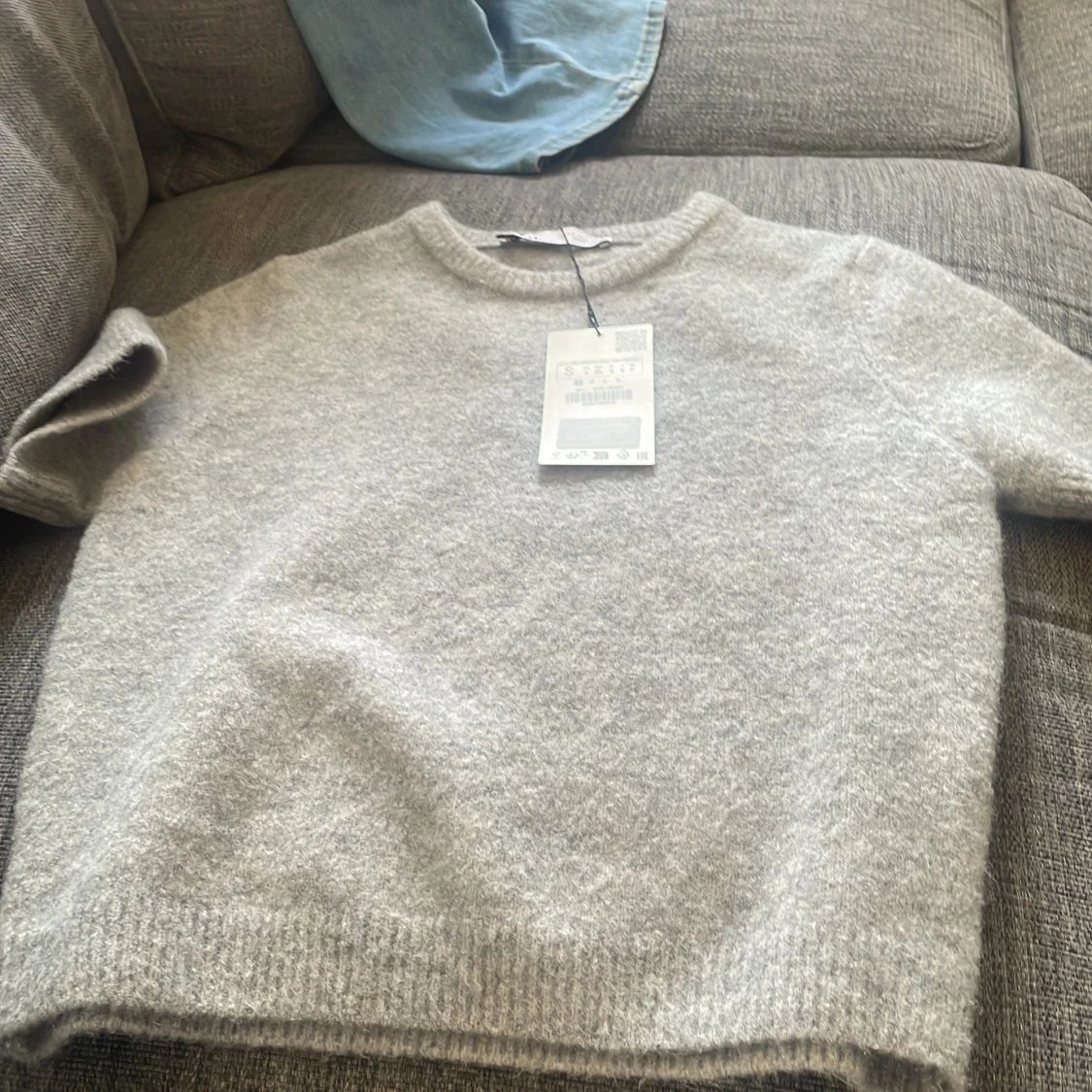 Grå stickad tröja från Zara - 2