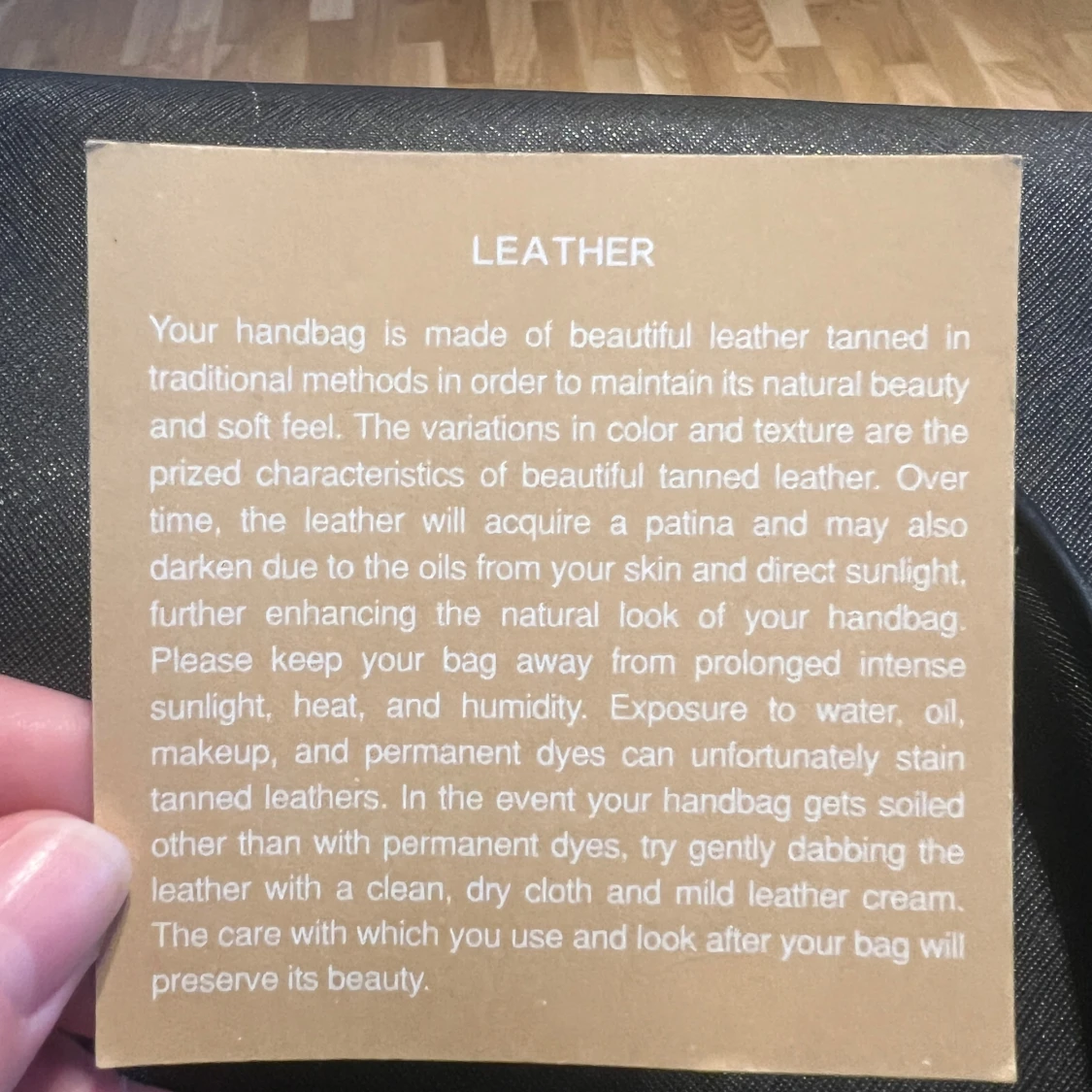 Svart handväska från Michael Kors - 4