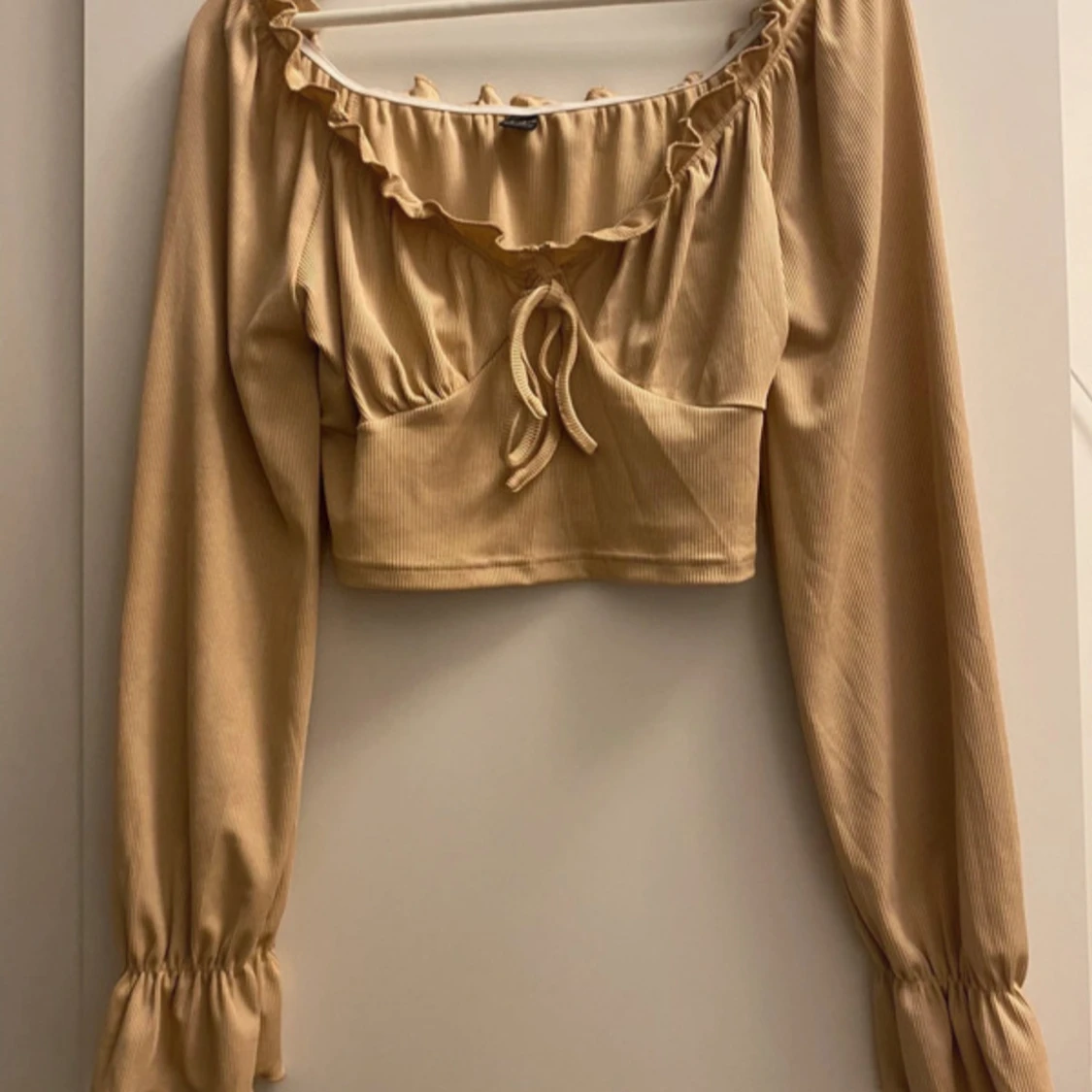 Beige blus