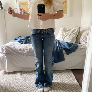 Levis 524  - Innebentslängd: 78 cm Midjemått: 37 cm 💕