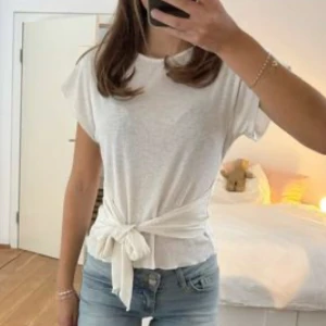 Zara knyttopp - Jätte söt zara knyt topp som inte säljs längre! Lånade bilder pga av att den är för liten för mig❤️