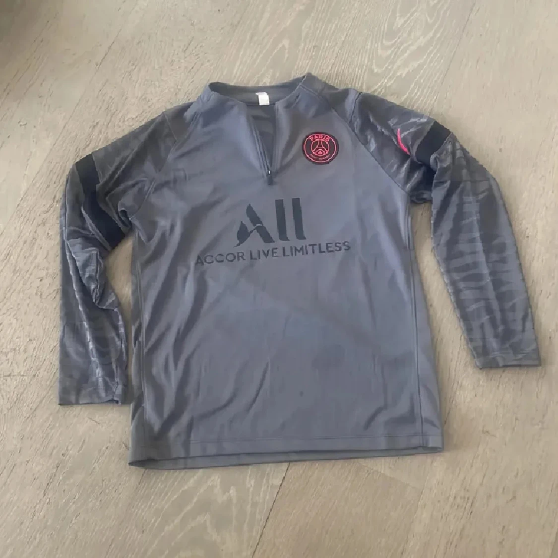 Grå PSG långärmad träningströja Nike