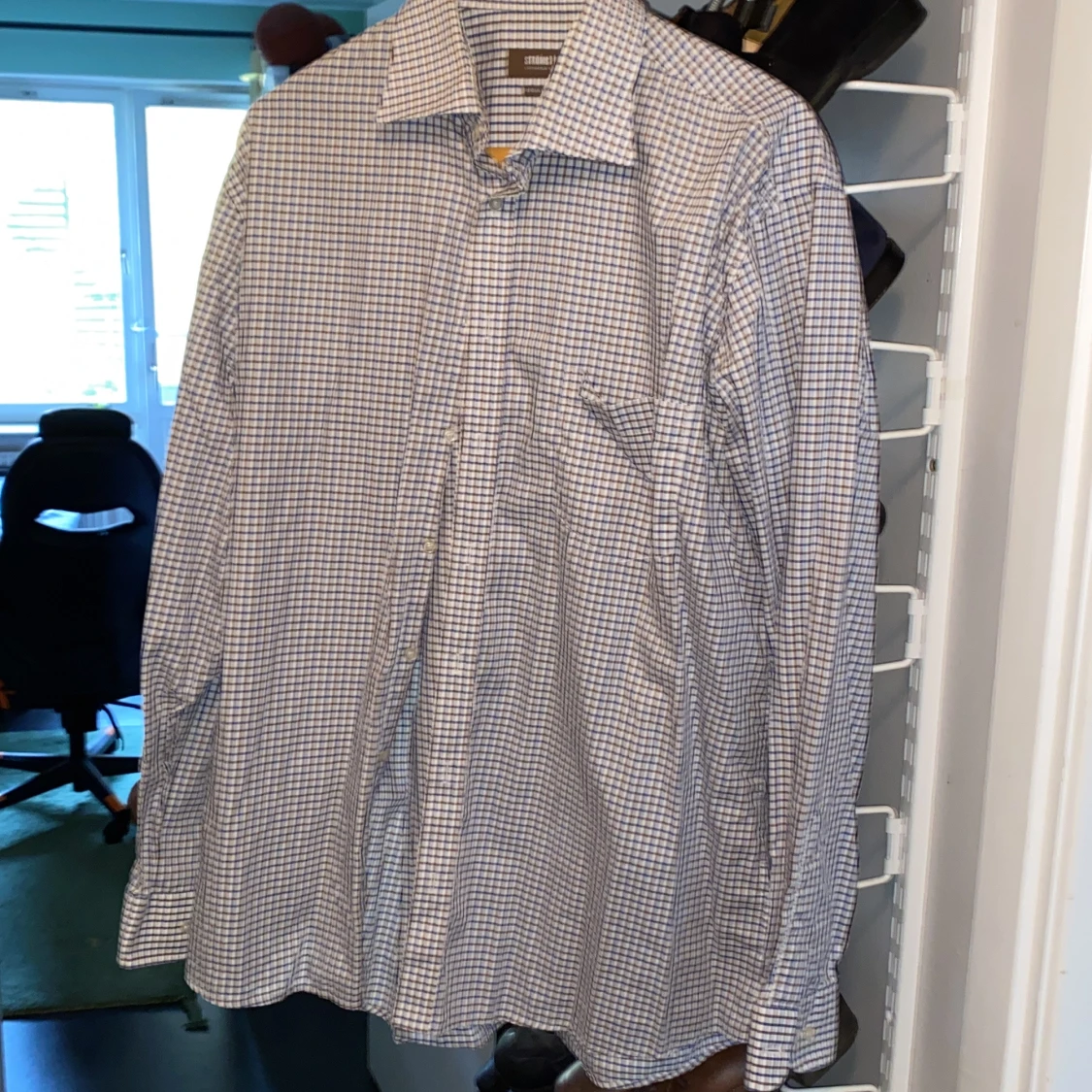 Rutig skjorta från Ströms, stl 44