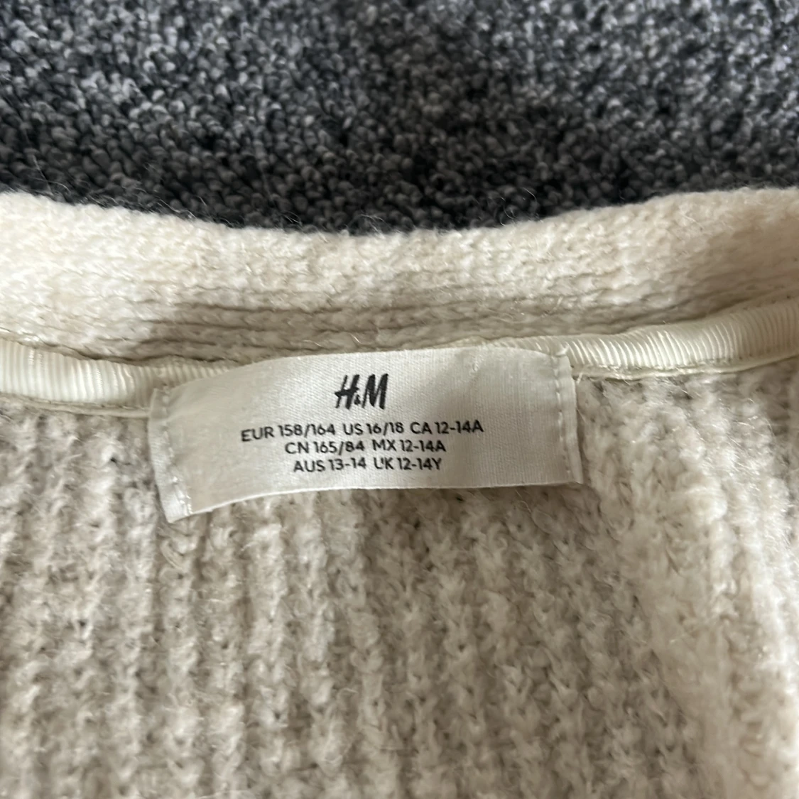 Beige lång kofta från H&M - 2