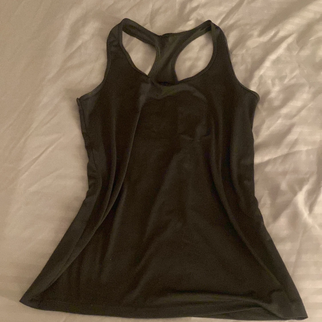 Svart träningstopp från Domyos