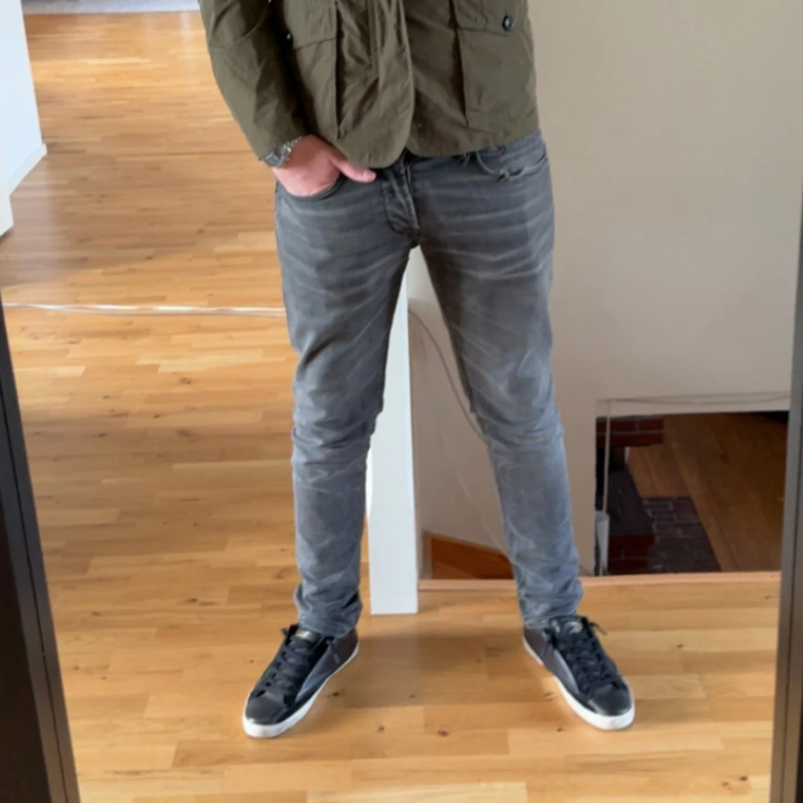 Grå slim fit jeans från don dup, stl 34