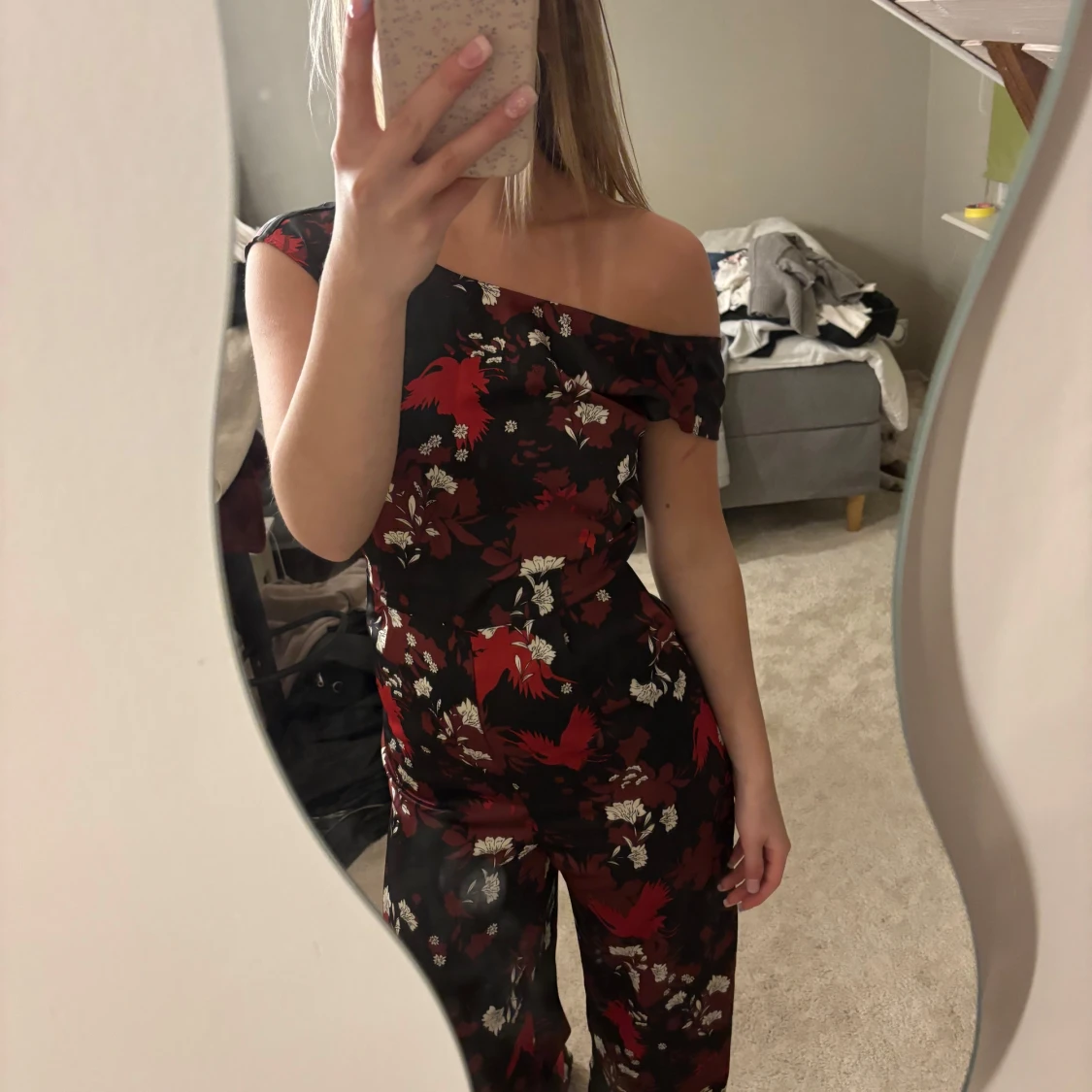 Blommig svart jumpsuit från ONLY - 1