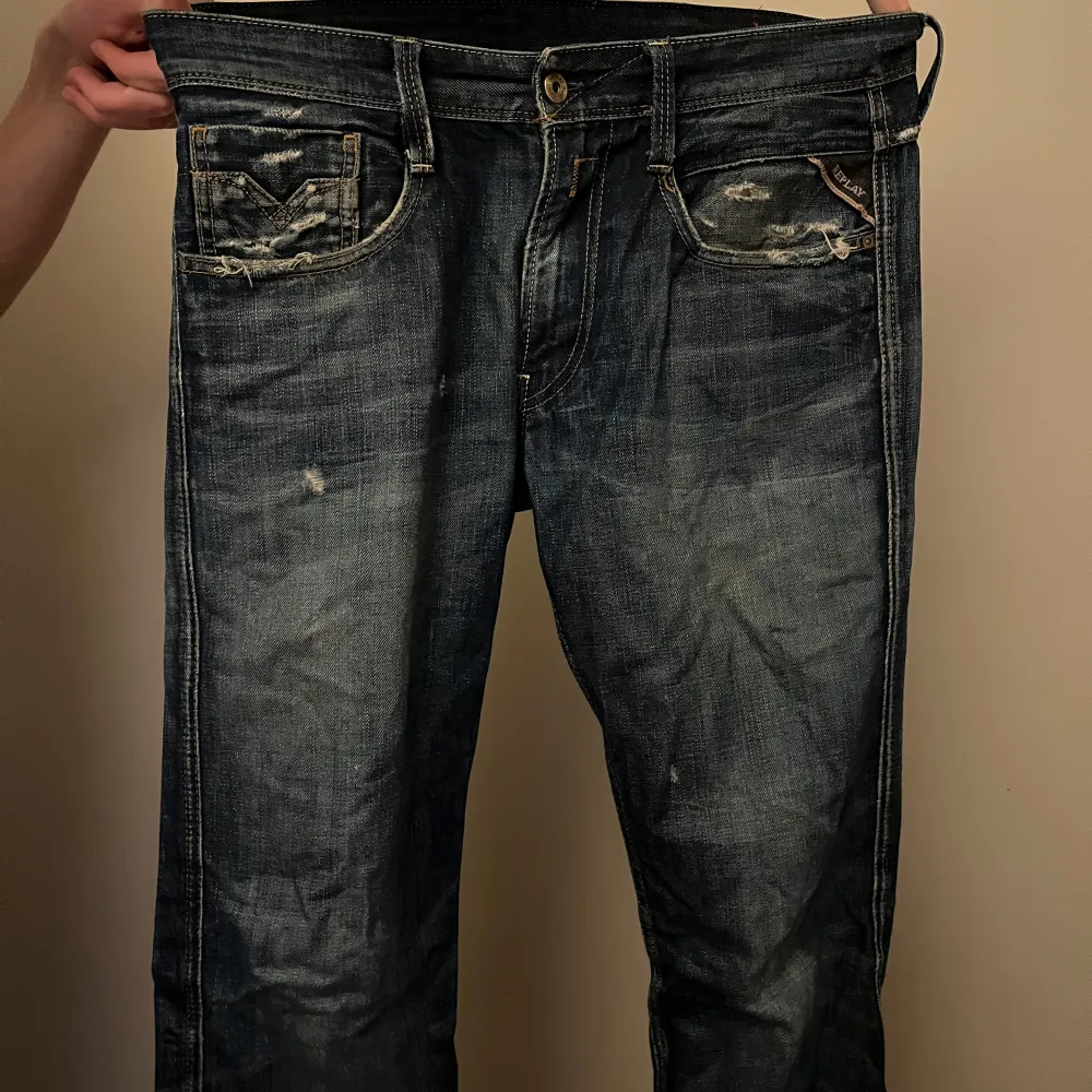 Replay jeans i storlek W32 L34, Nypris runt 1499kr. Farkut & Housut.