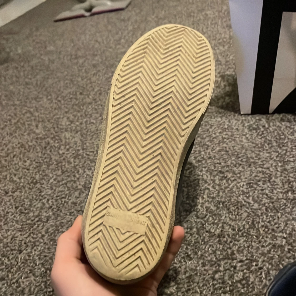 Mörkblåa skor från saint Laurent  - 3