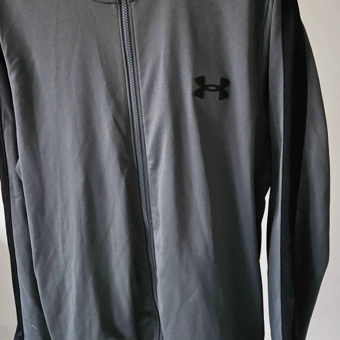 Under Armour tracksuits  - 4