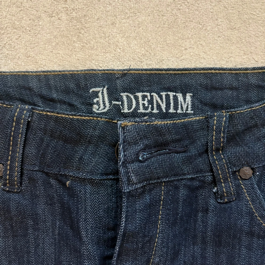 Mörkblå jeanskjol från J-Denim - 2