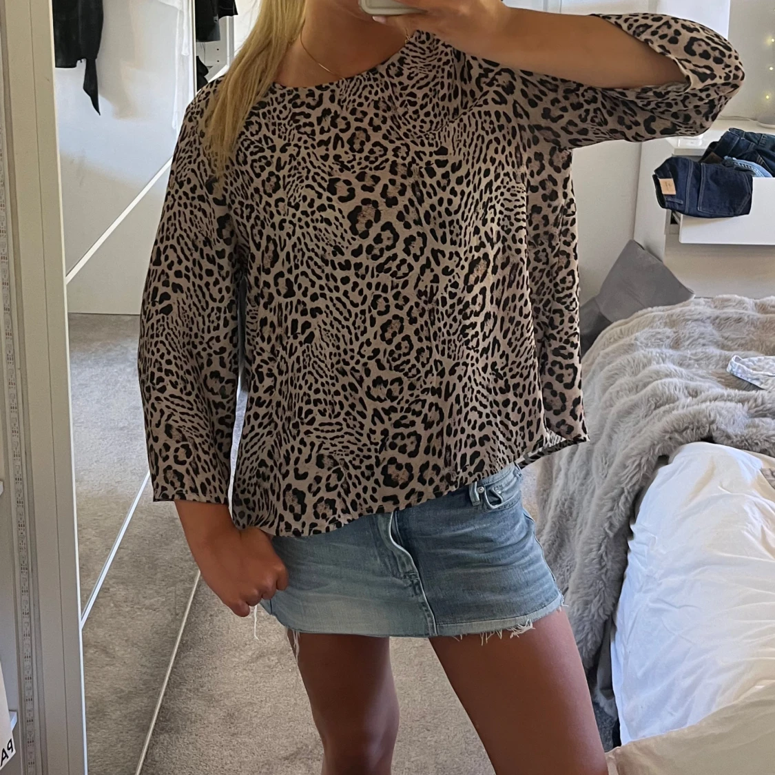 Trekvartsärmad leopard blus - 2