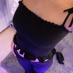 Fin topp - Fin topp från Lindex i storlek XS💗