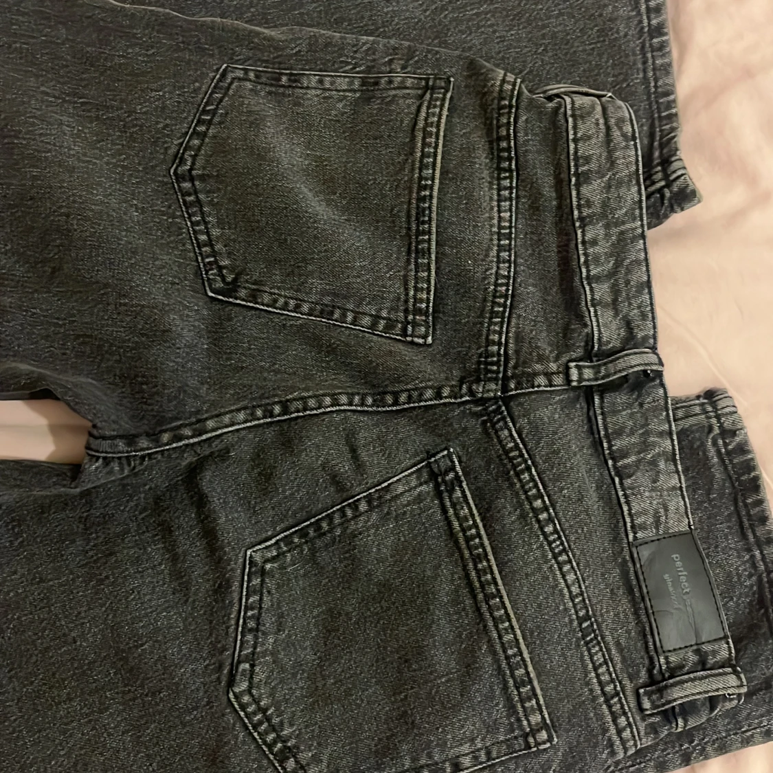 Svarta straight jeans från Perfect Jeans - 3