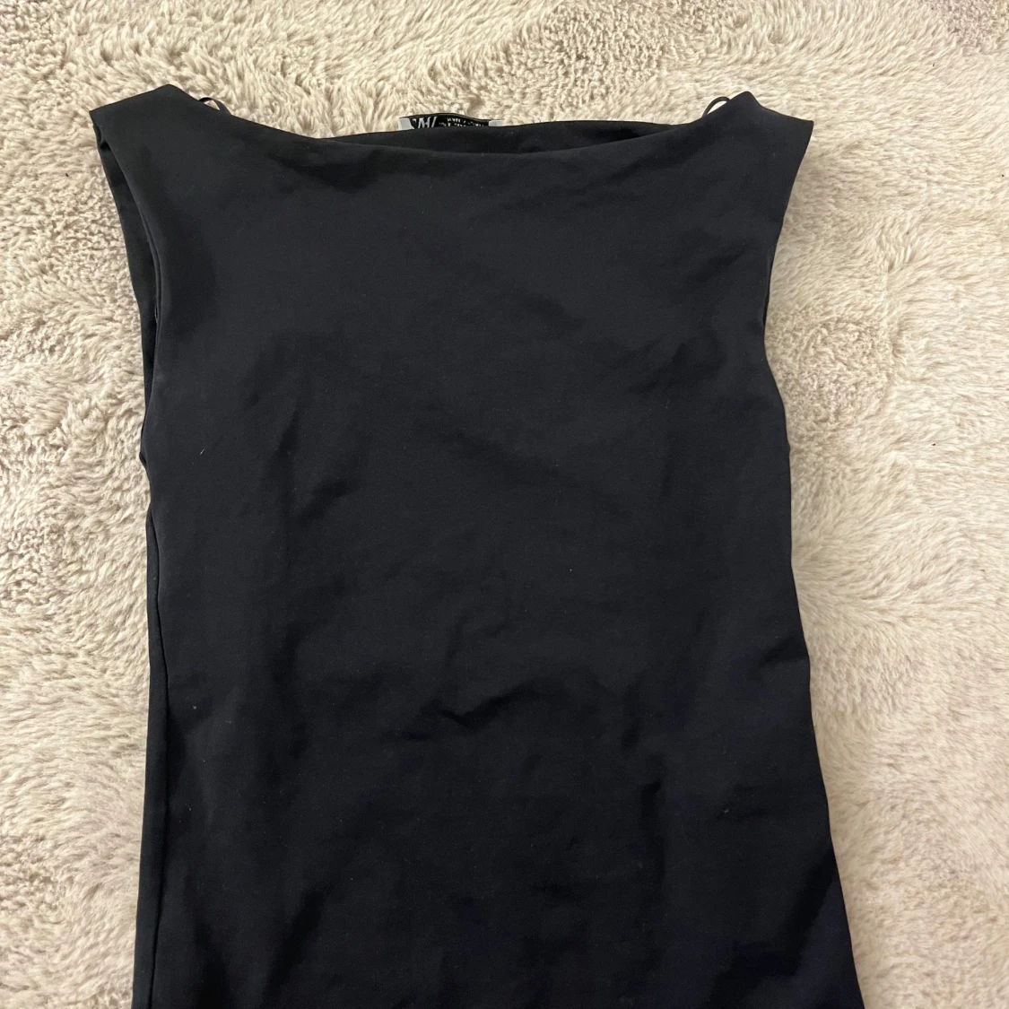 Svart ärmlös topp från ZARA - 1