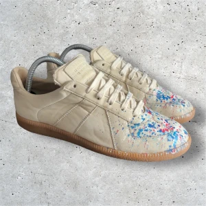 Maison Margiela GATs | 40,5 - Sällsynt och snygg colorway - skick 7/10 - nypris 6700kr - medföljer endast skor - skulle även passa 41 - skriv vid fler frågor!