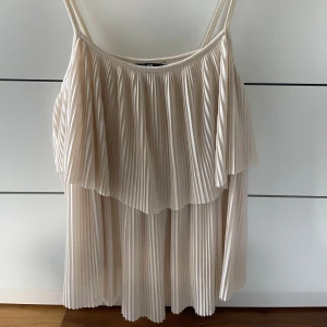 Sommar blus  - Söt och somrig blus från HM 💗Storlek M/L! 