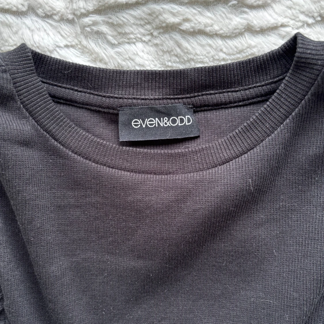 Svart topp med volangärmar Even&Odd - 2