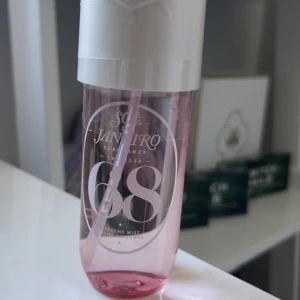 Sol de Janeiro Cheirosa 68 Perfume Mist - Helt ny med plast på! Säljer då jag har två, orginal pris 299! Pris kan diskuteras vid snabb affär!💗