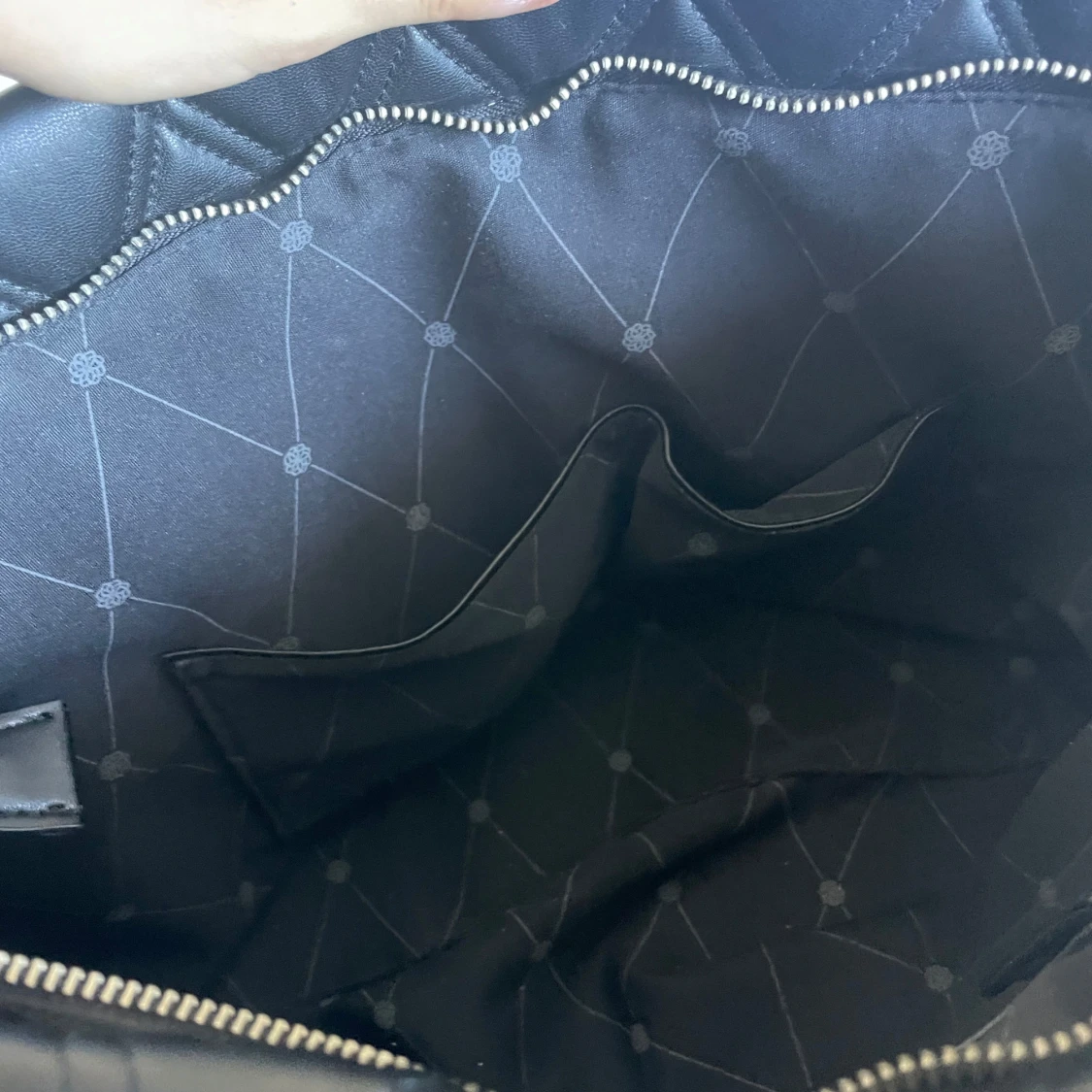 Svart  axelväska från Accessorize - 3