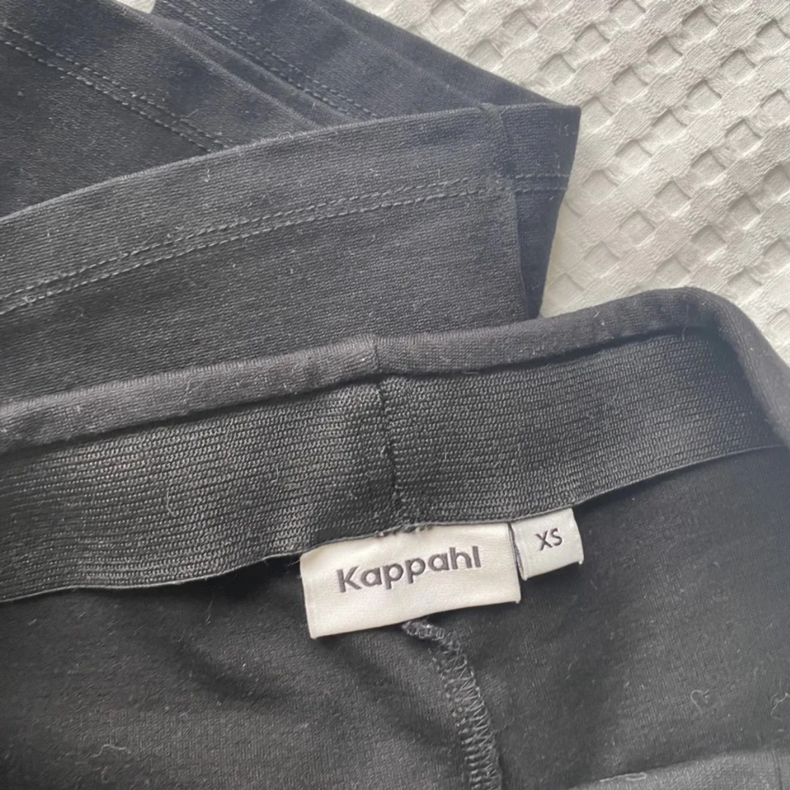 Svarta kostymbyxor - 2