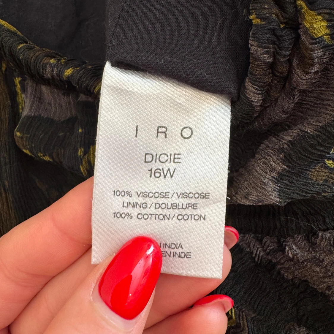 Mönstrad volangkjol från IRO - 3