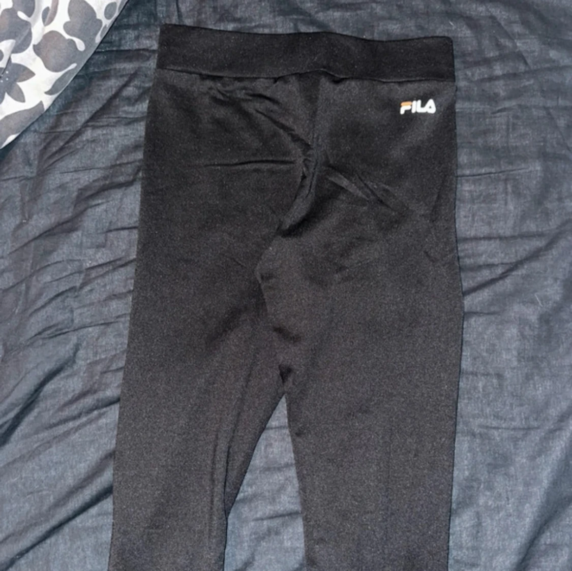 Svarta Fila träningsbyxor  - 1