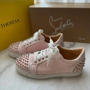 söker - söker dessa i någon av dessa strl 36,37,38 !! 