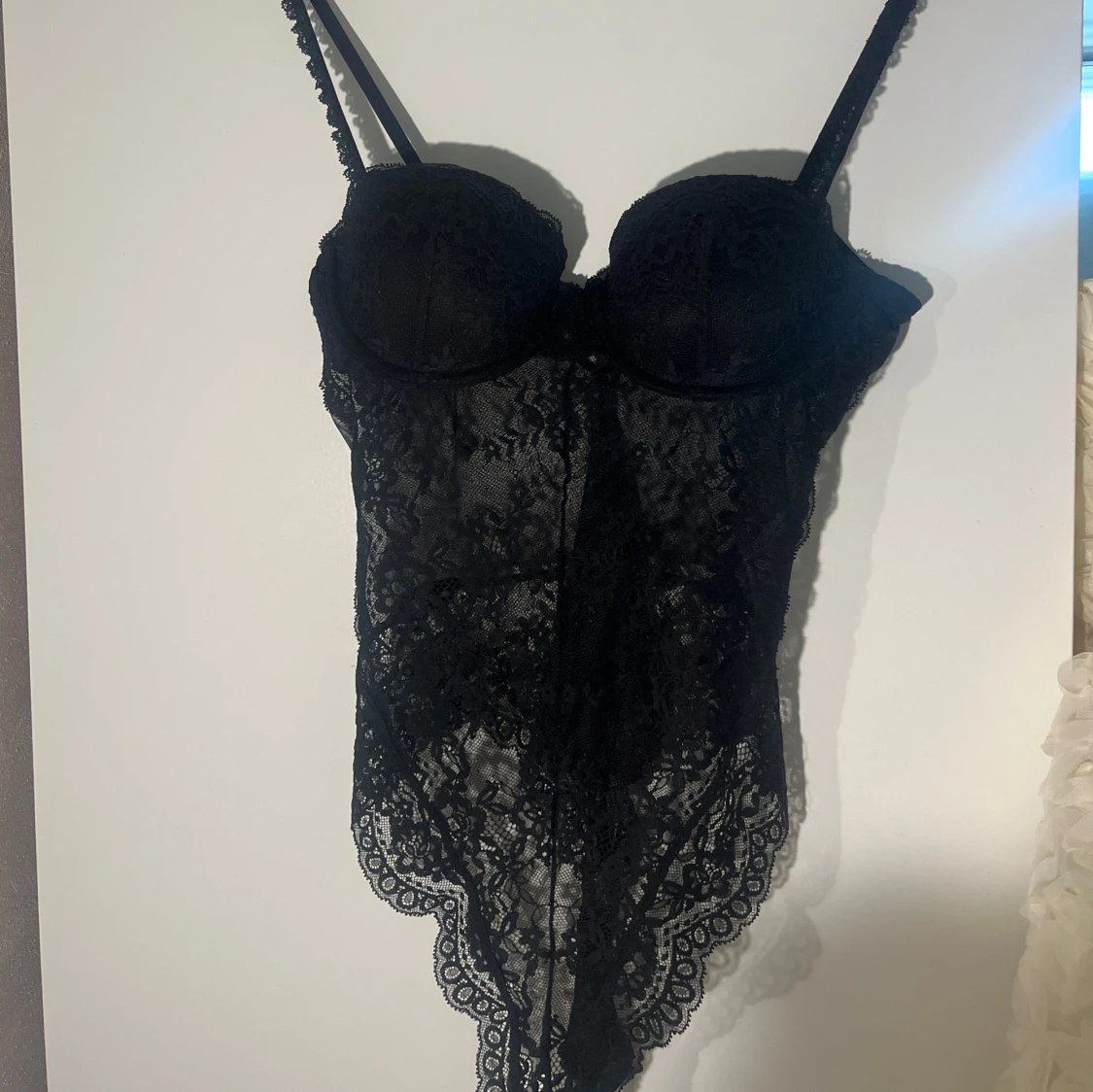 Svart spetsig korsettbody😍 - 1