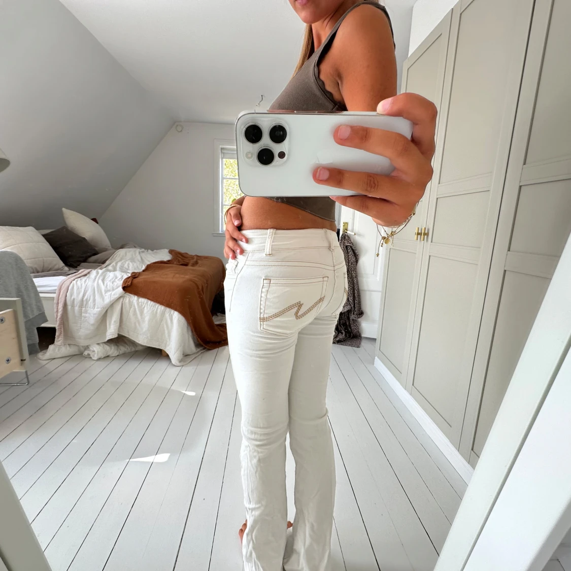 lågmidjade nelly jeans - 1