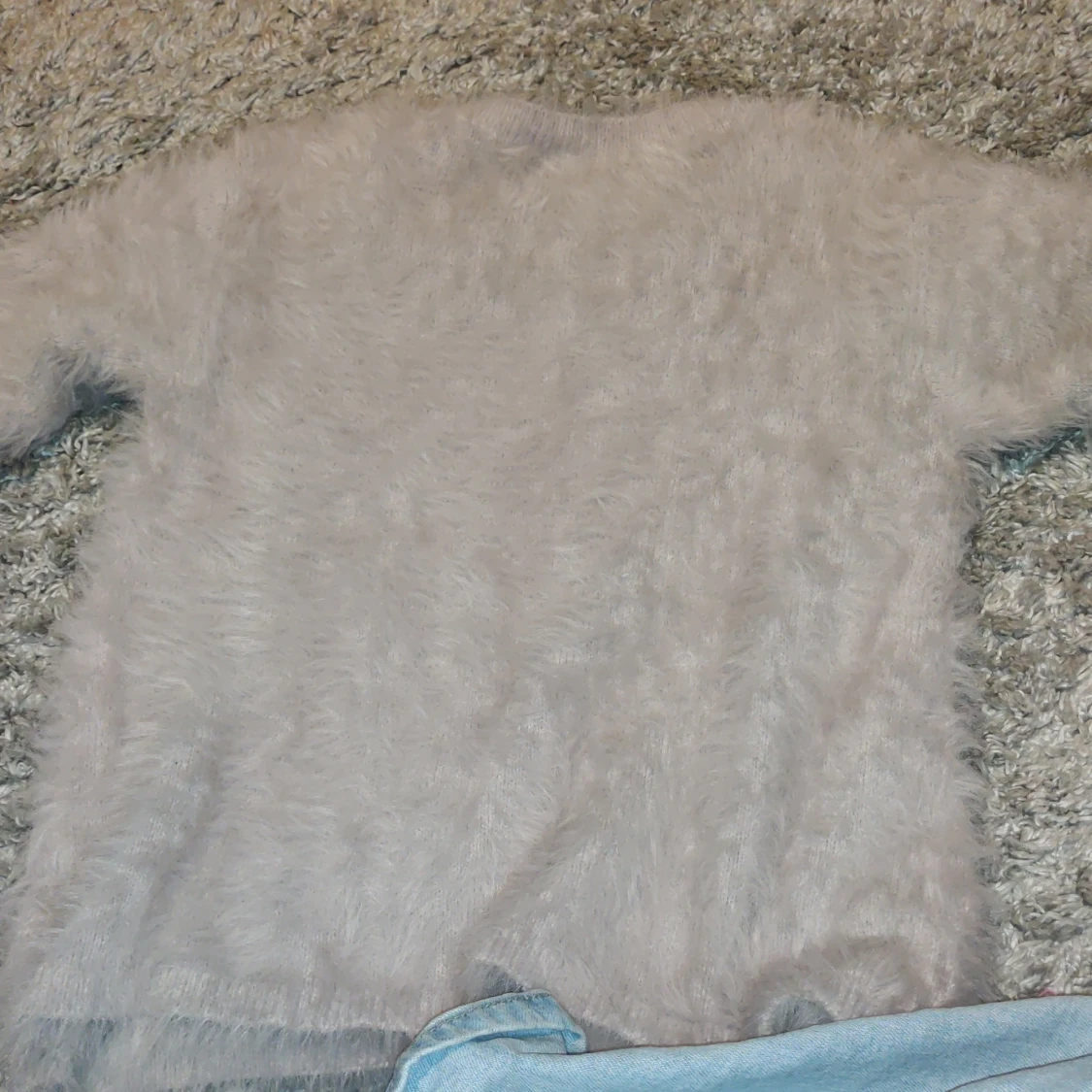 Ljus fluffig tröja från H&M - 2