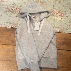 Russe merch zip  - Helt ny, tag kvar| storlek s| hör av dig vid mer frågor|🤩