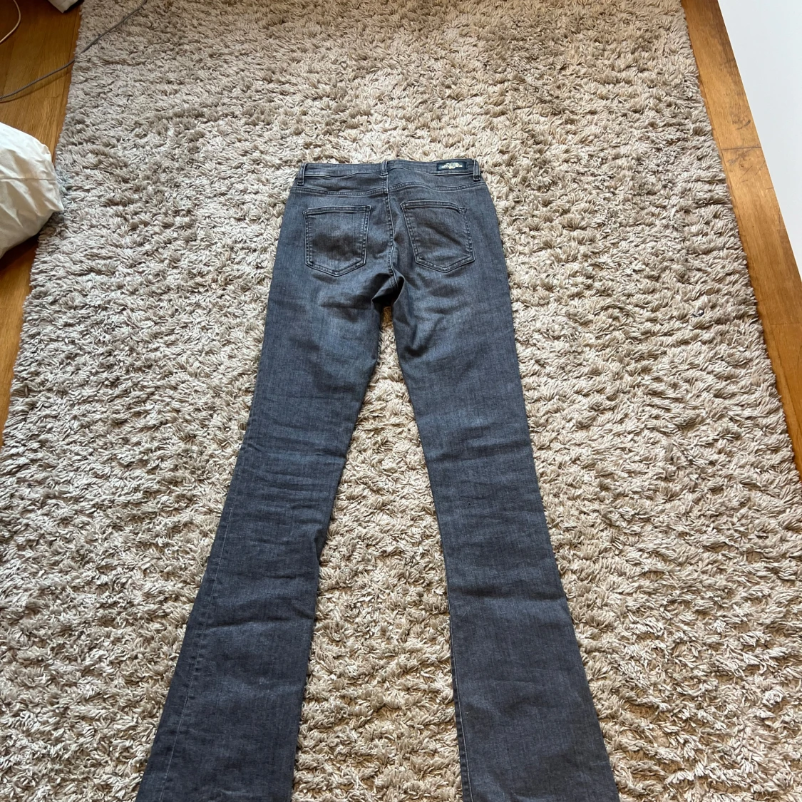 Mörkgrå bootcut jeans från ONLY - 2