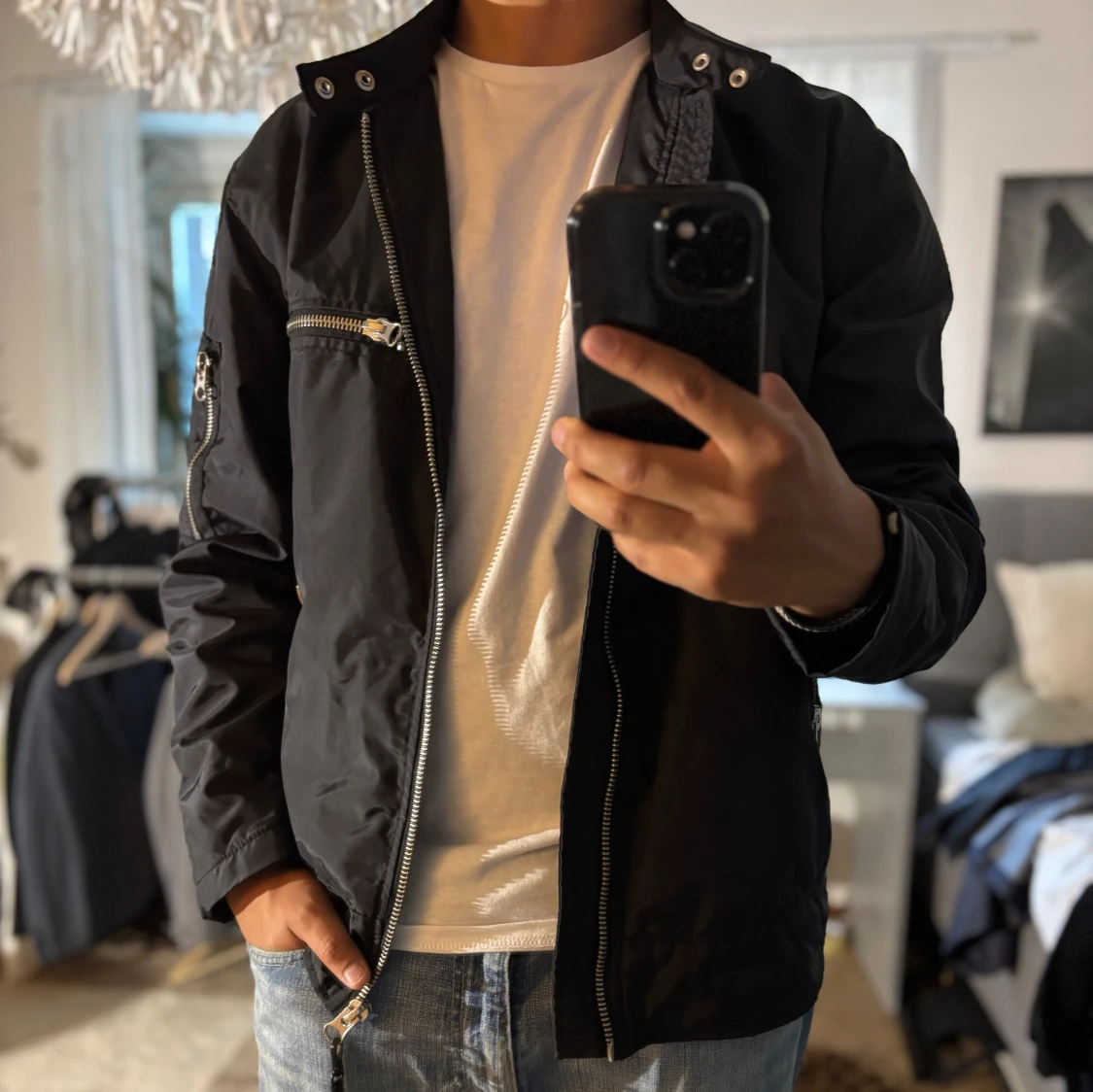 Svart vindjacka från VLNT/Valient