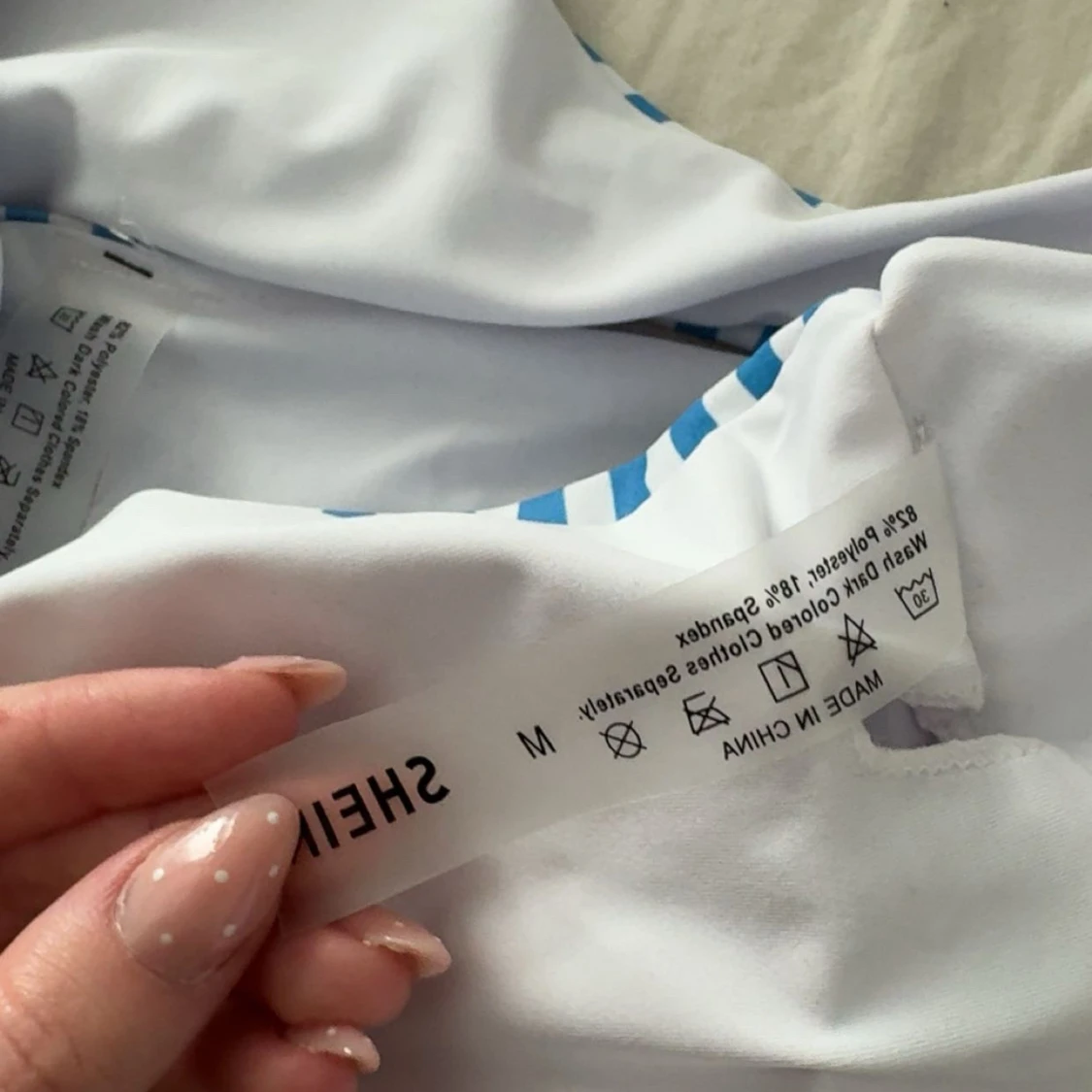 Randig blåvit bikini från SHEIN - 2